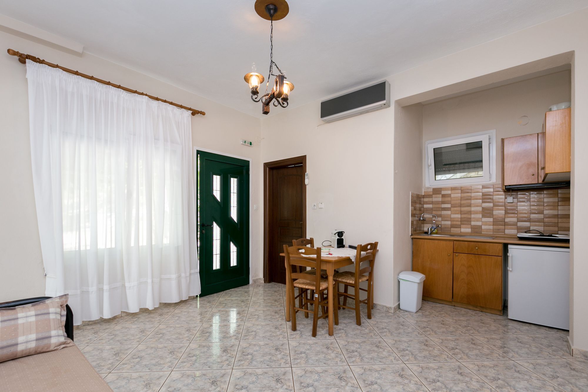 Petra Mare Apartment Thimonia Exterior photo